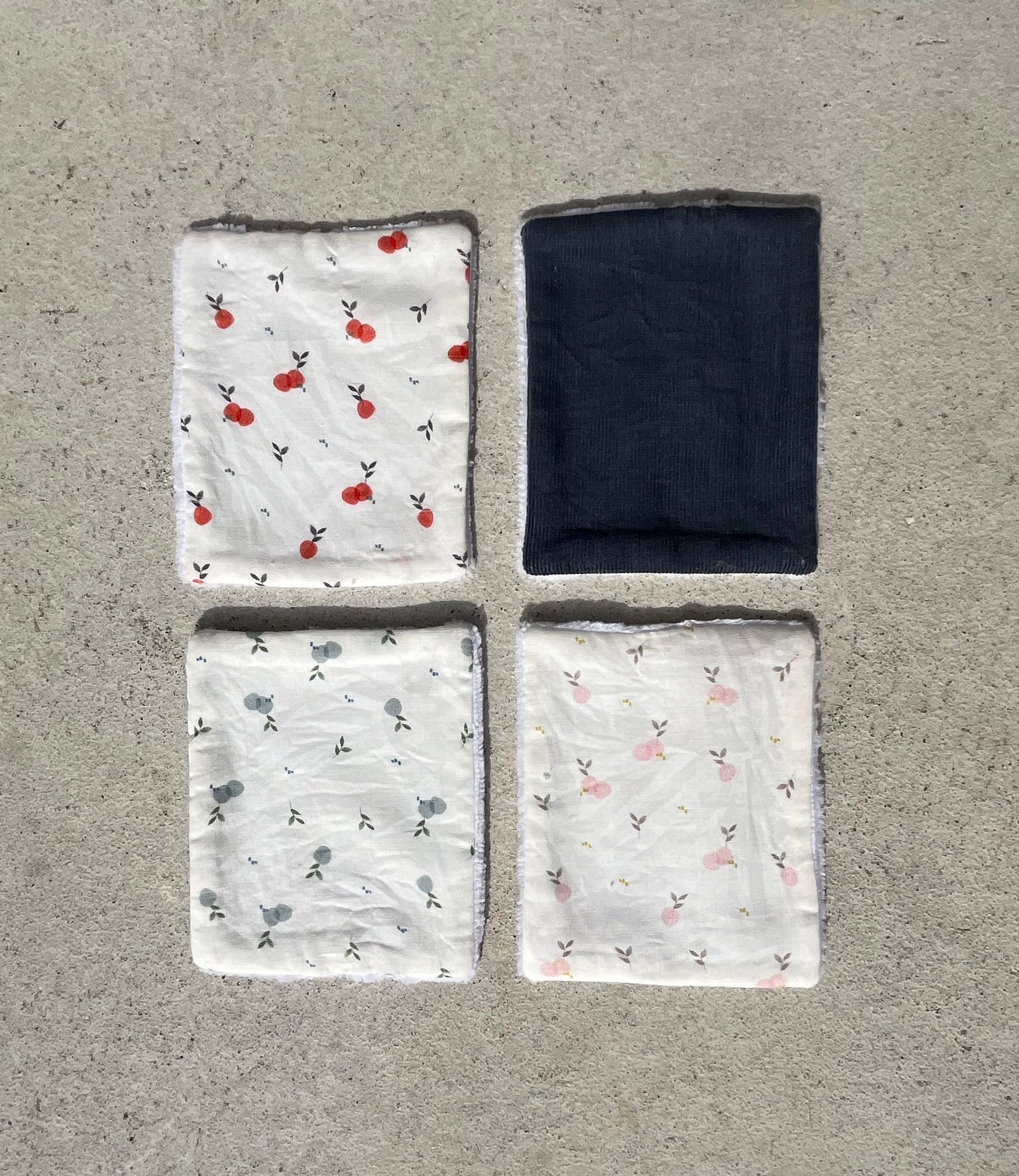 Lingettes démaquillante blanc