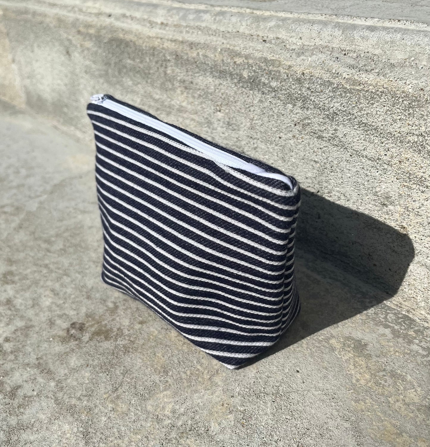 Trousse rayé