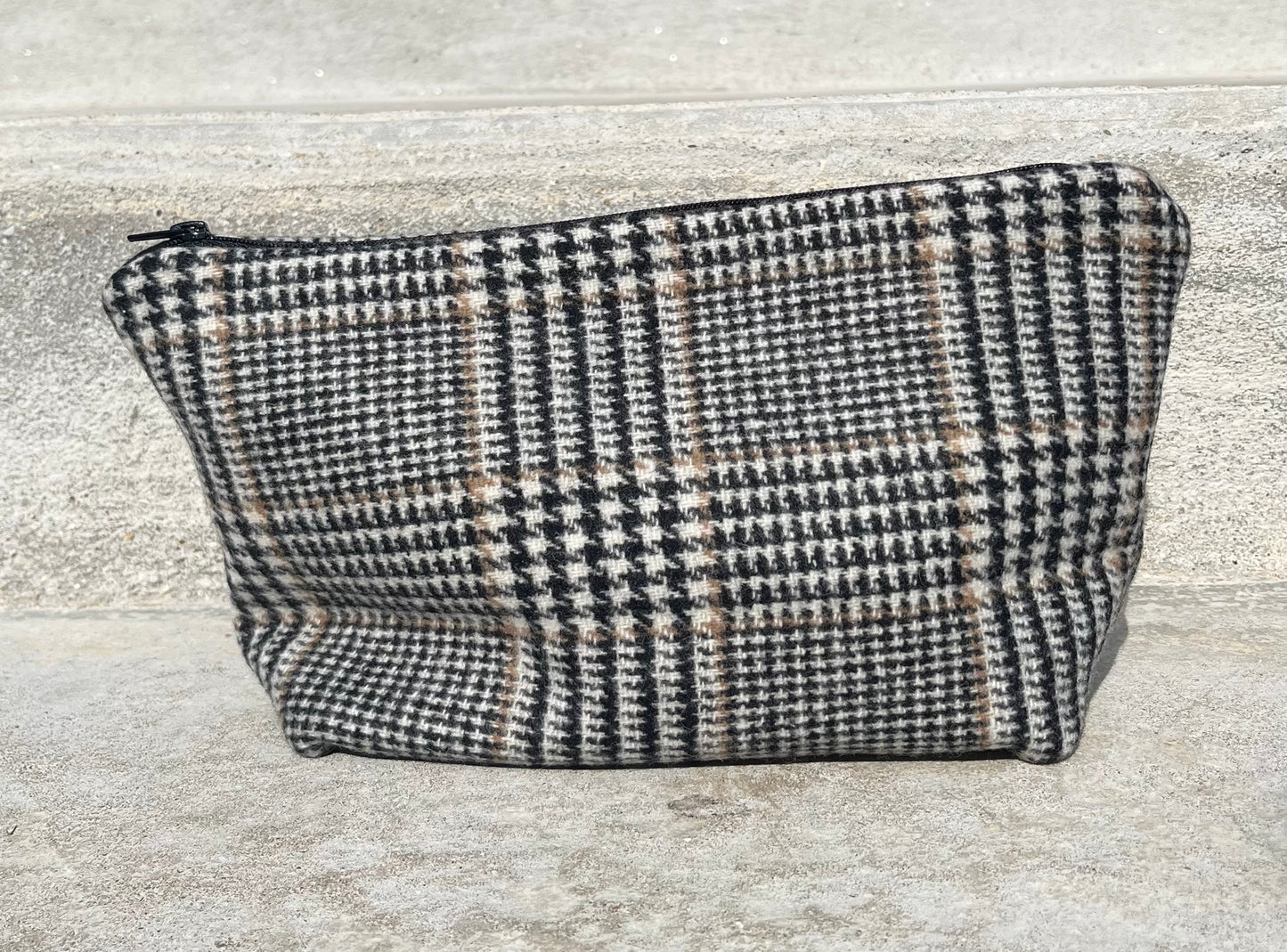 Trousse rayé noir et marron