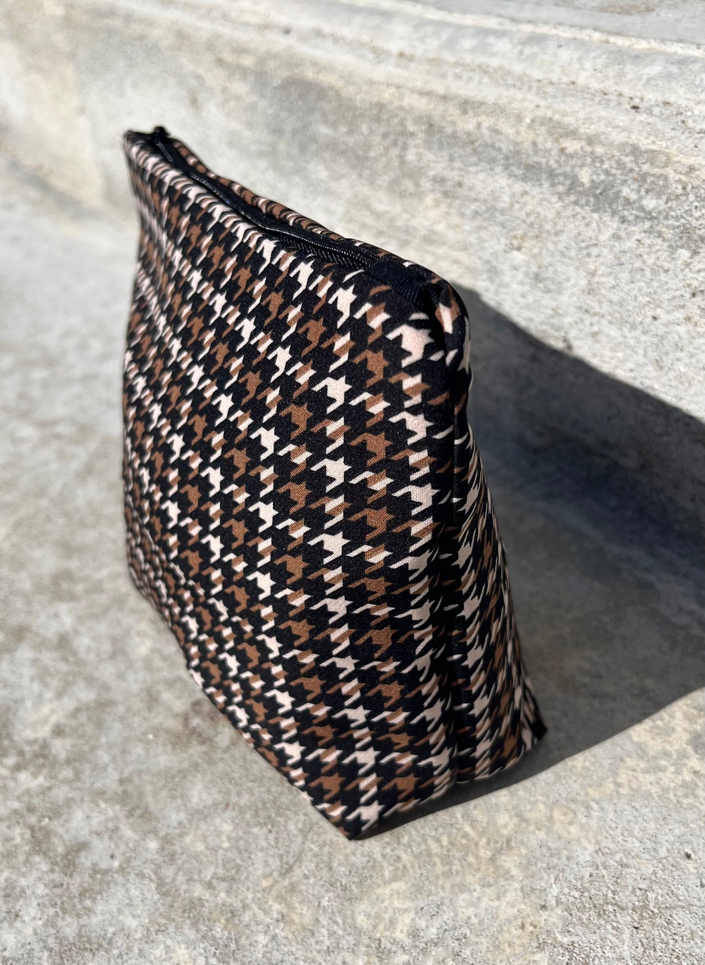Trousse marron et rose