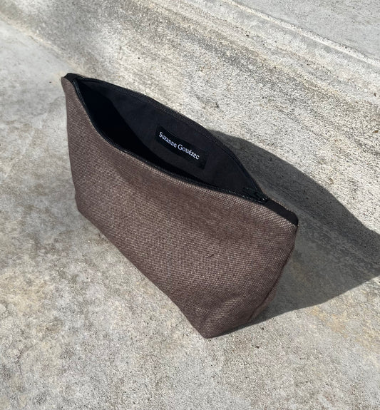 Trousse marron