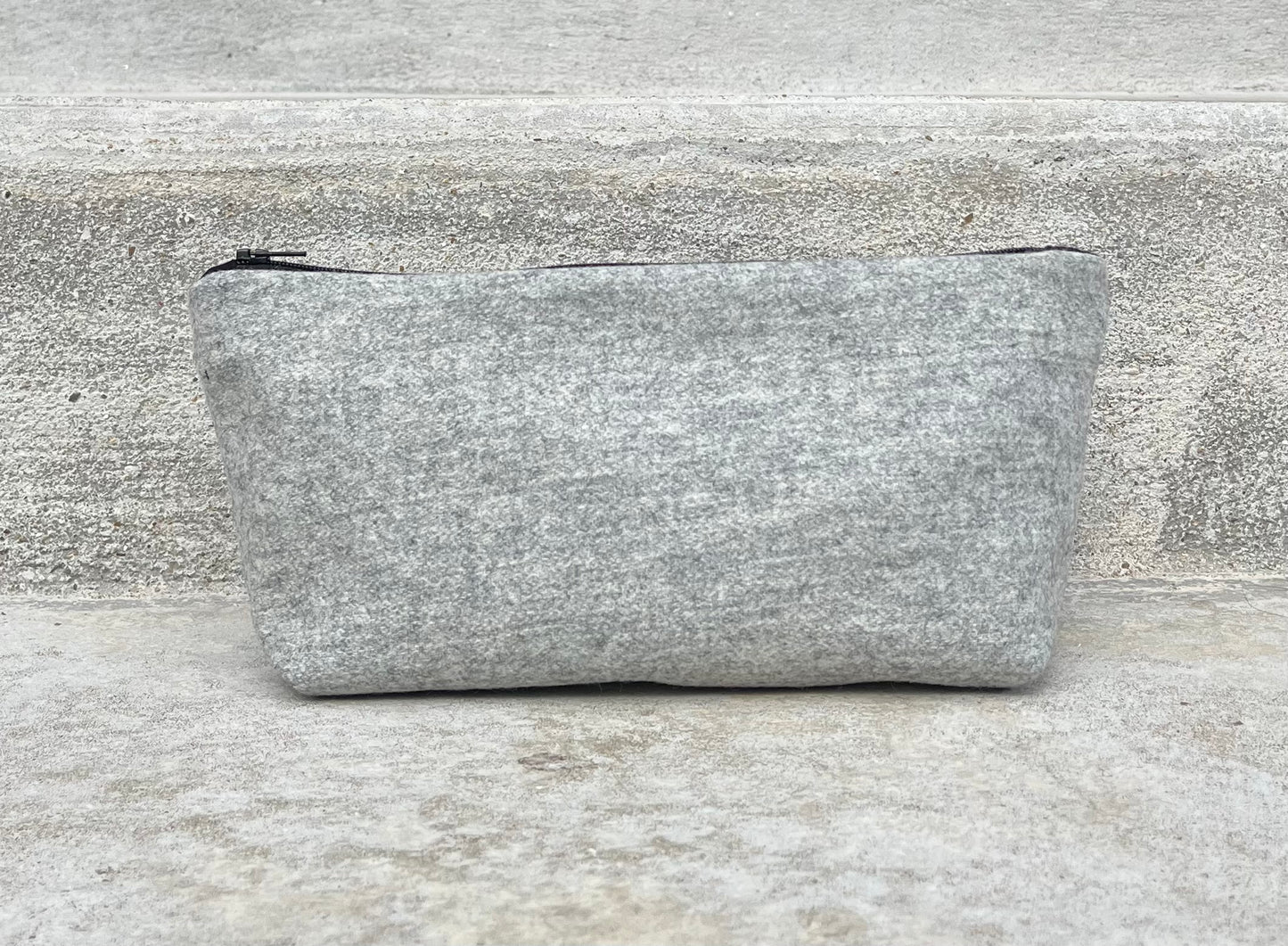 Trousse feutrine gris