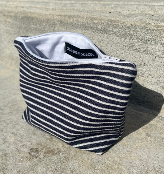 Trousse rayé