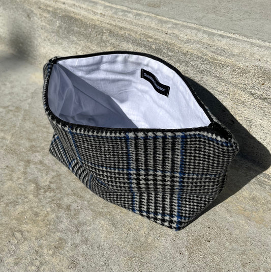 Trousse rayé noir et bleu